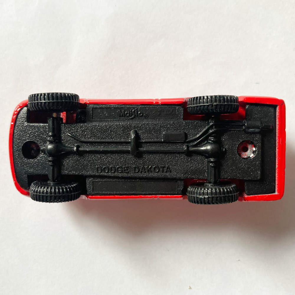 Maisto | Dodge Dakota Pickup rot - ohne Verpackung