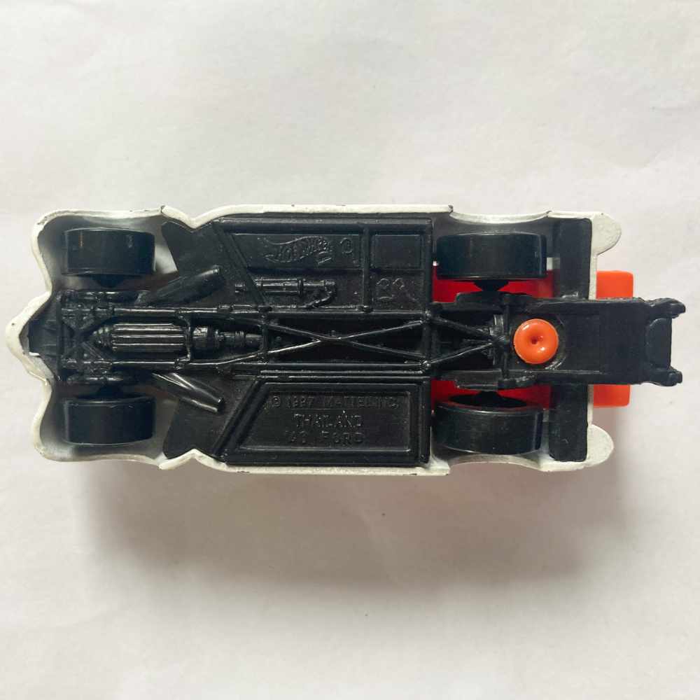 Hot Wheels | '40 Ford Truck weiß/schwarz HARLEY DAVIDSON 2001 - ohne Verpackung
