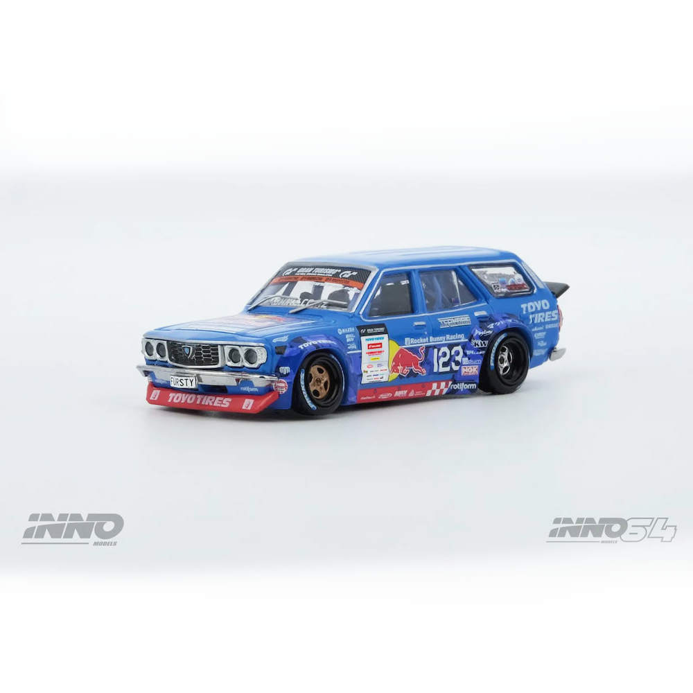 INNO64 Models | 1976 Mazda RX3 Mad Mike Station Wagon D1GP Serie 2024 blau
