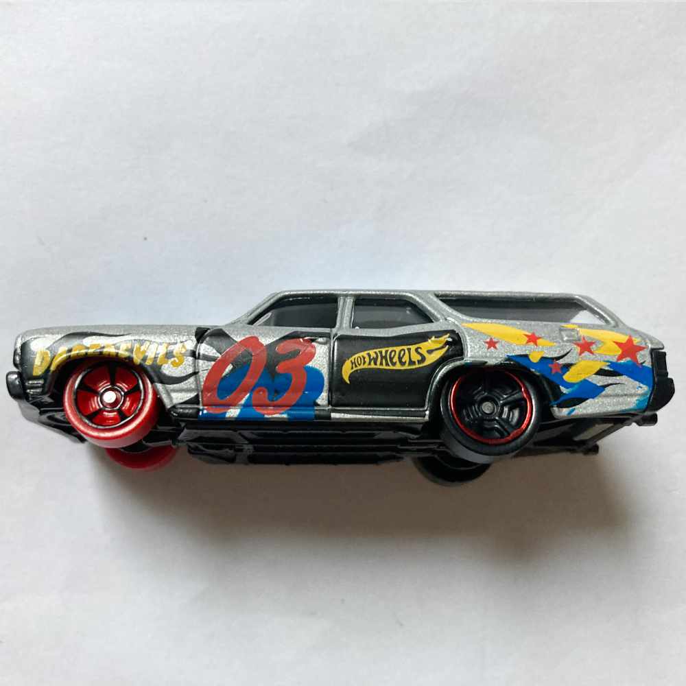 Hot Wheels | '70 Chevelle SS Wagon #03 HW Dareddevils silber - ohne Verpackung