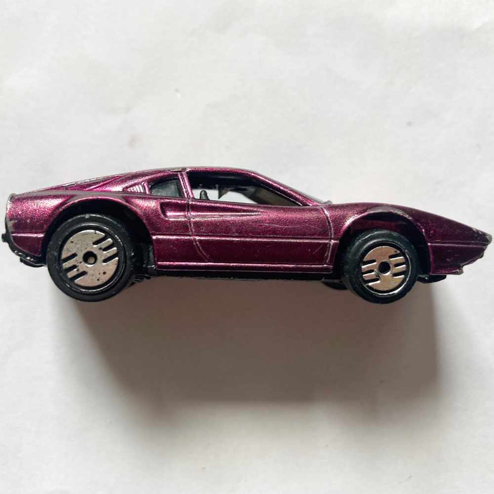 Hot Wheels | 1983 Ultra Hots Quick Trik Metalflake Magenta - ohne Verpackung