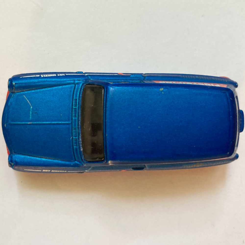 Hot Wheels | Custom '69 Volkswagen Squareback matt blue - without packaging