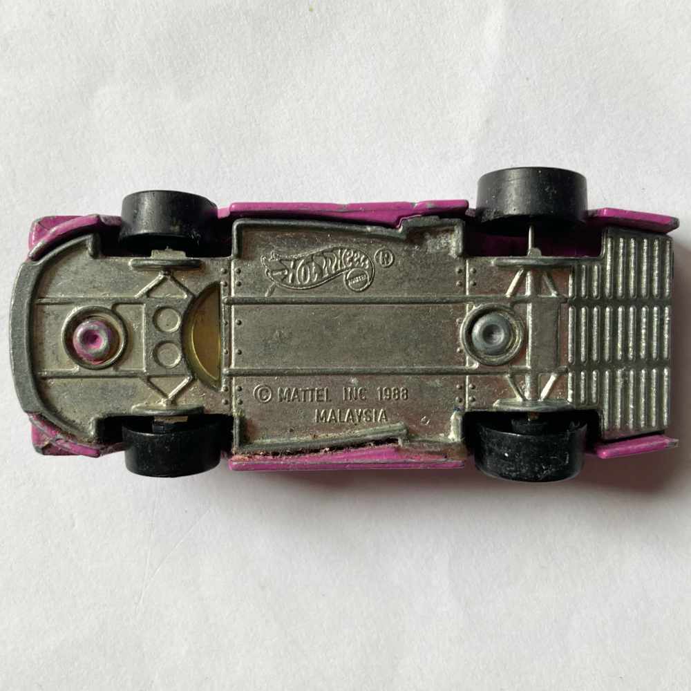 Hot Wheels | Blackwall GR Racer violett / Spoiler fehlt - ohne Verpackung