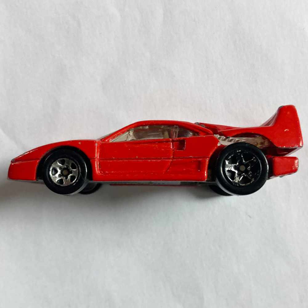 Hot Wheels | Ferrari F40 rot 1995 - ohne Verpackung