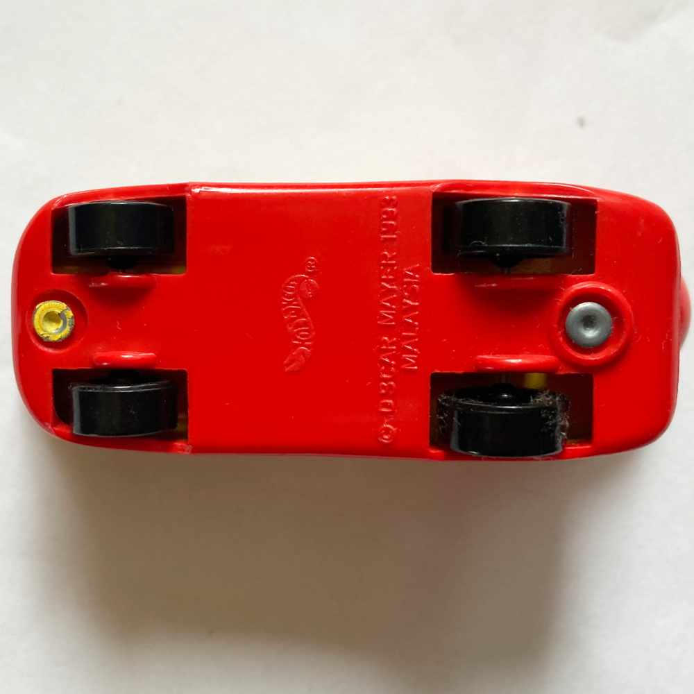 Hot Wheels | Oscar Mayer Wienermobile rot/gelb 2006 - ohne Verpackung