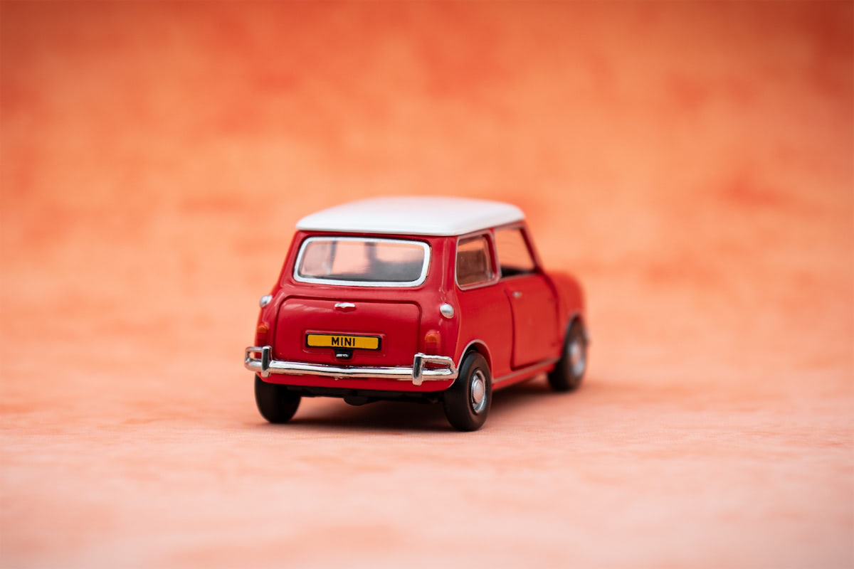 TINY Diecast | Mini Cooper Mk 1 rot