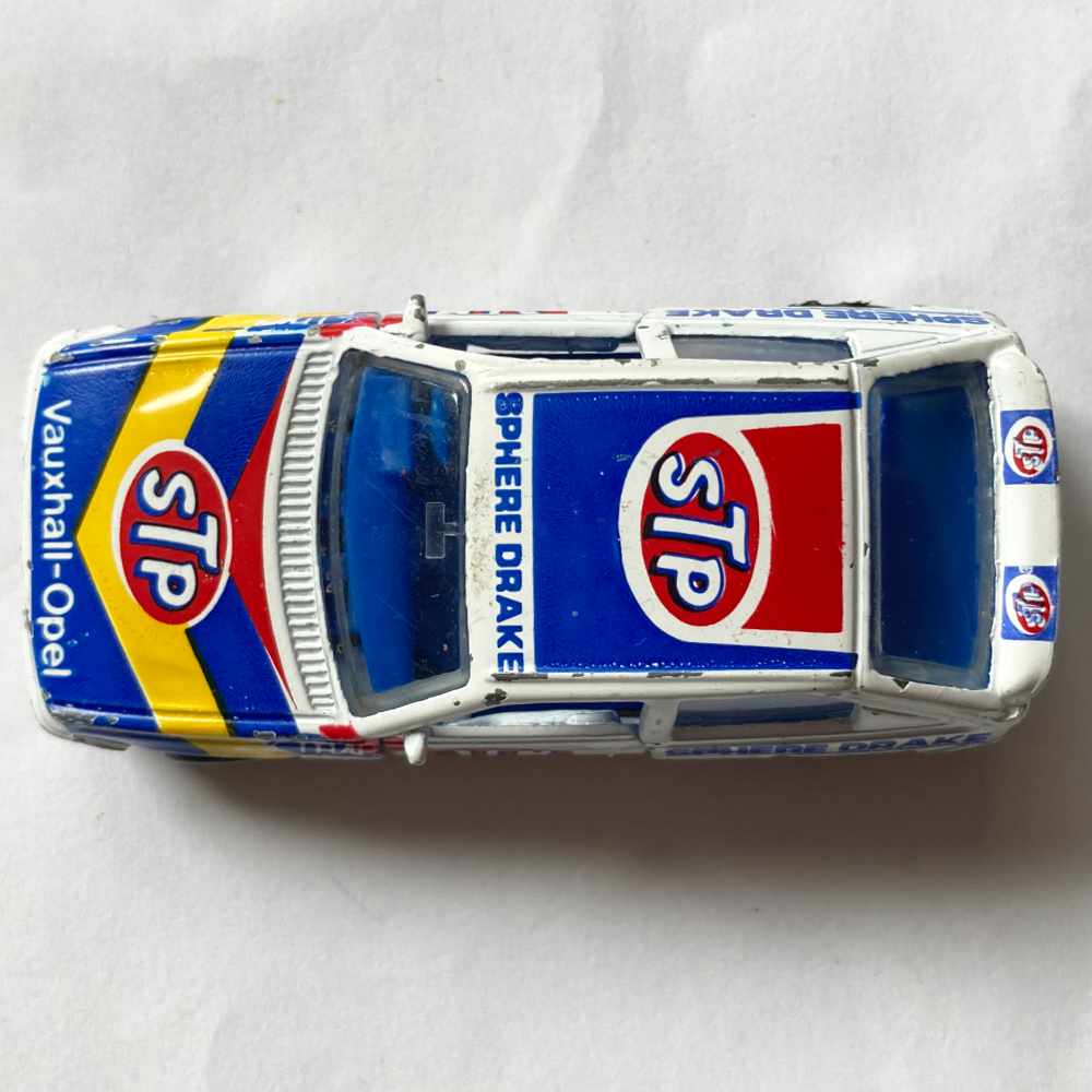 Matchbox | Vauxhall Astra GTE / Opel Kadett GSI STP weiß- ohne Verpackung