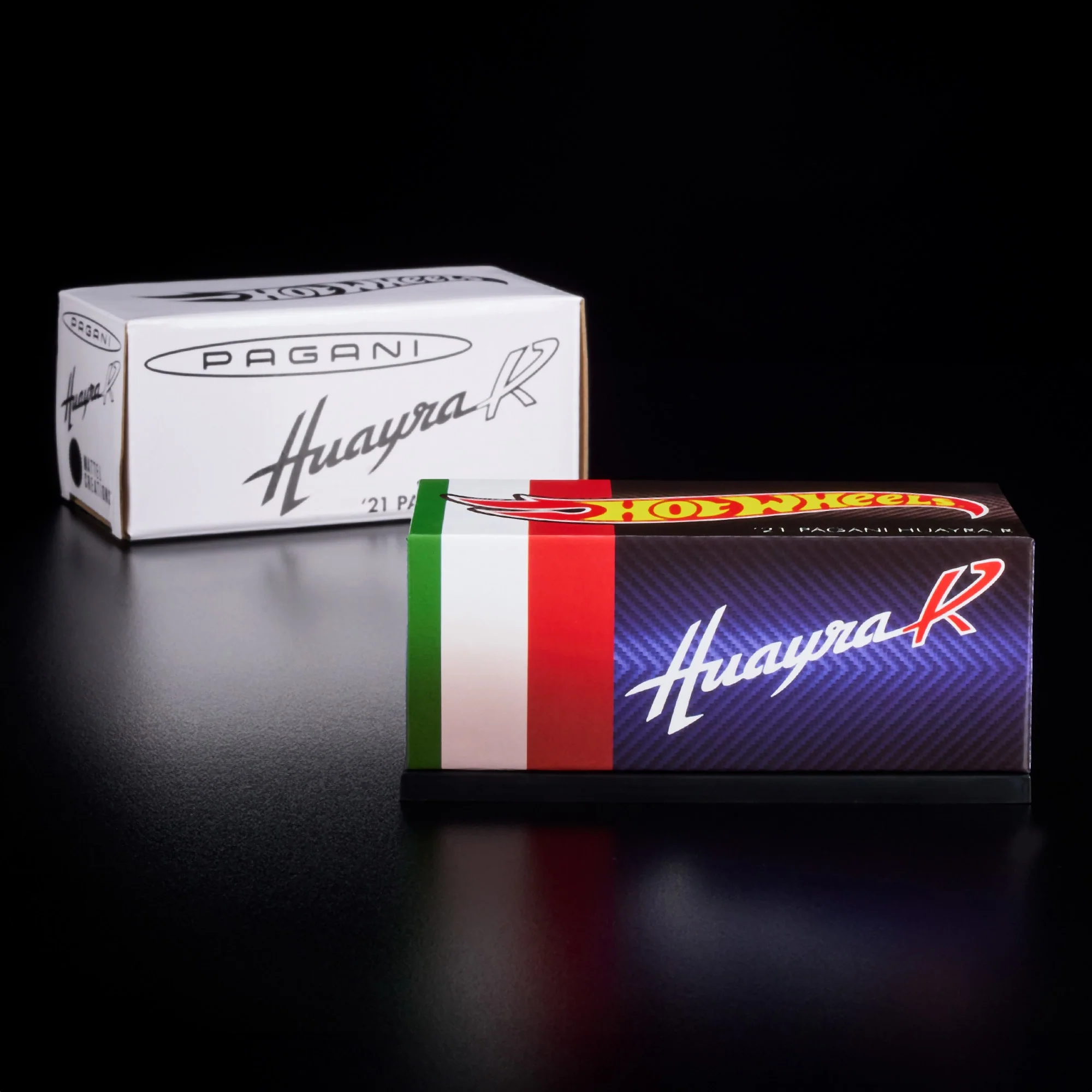 Hot Wheels | 2024 Hot Wheels Collectors RLC Exclusive 2021 Pagani Huayra R Spectraflame indigo blue