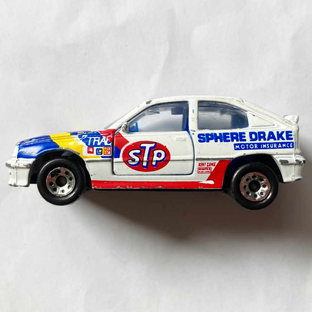 Matchbox | Vauxhall Astra GTE / Opel Kadett GSI STP weiß- ohne Verpackung