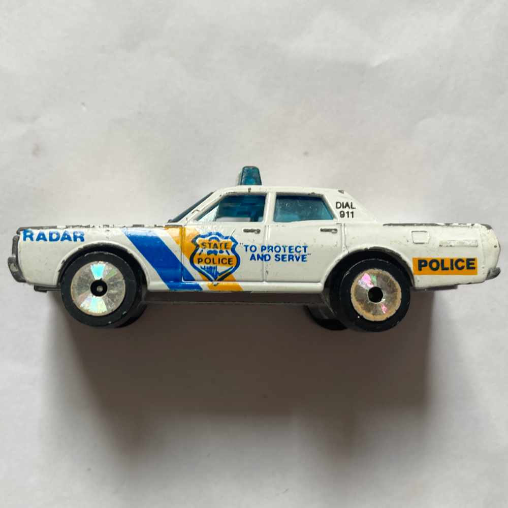 Matchbox | Laser Wheels Mercury STATE POLICE weiß/gelb/blau - ohne Verpackung