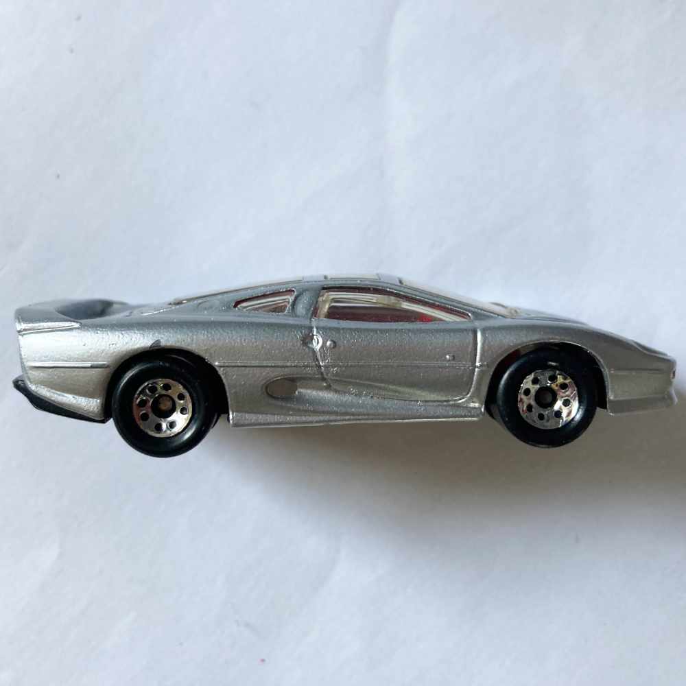 Matchbox | Jaguar XJ220 silber 1993 - ohne Verpackung