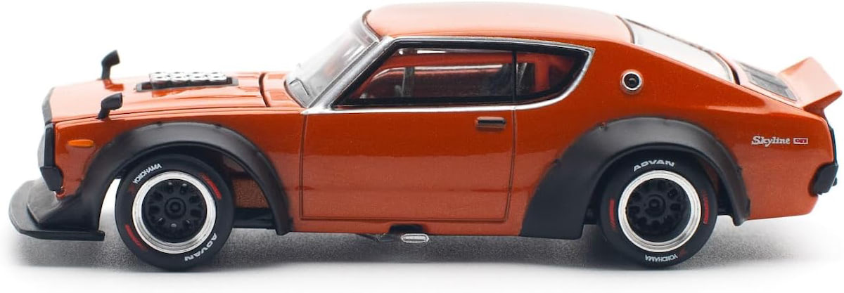 Pop Race | Nissan Skyline GT-R V8 Drift (Kenmeri) orange