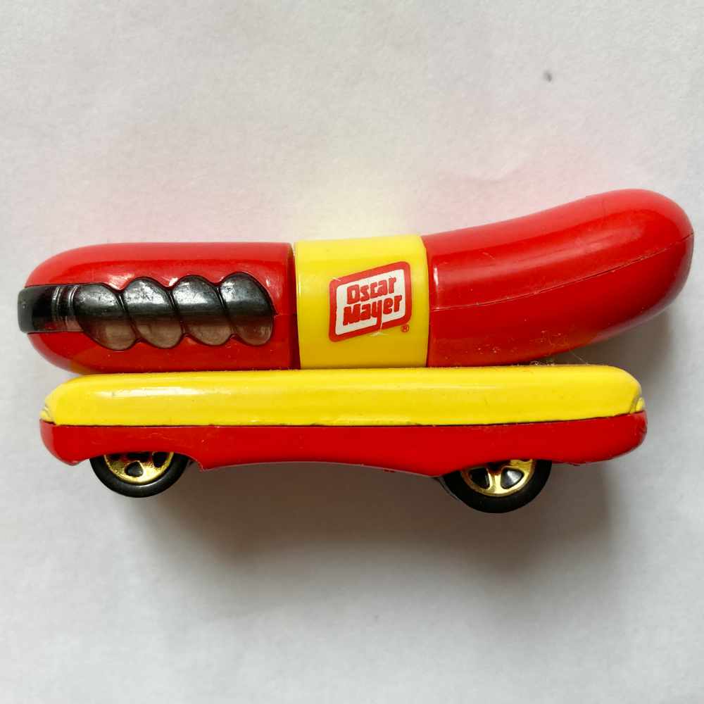 Hot Wheels | Oscar Mayer Wienermobile rot/gelb 2006 - ohne Verpackung