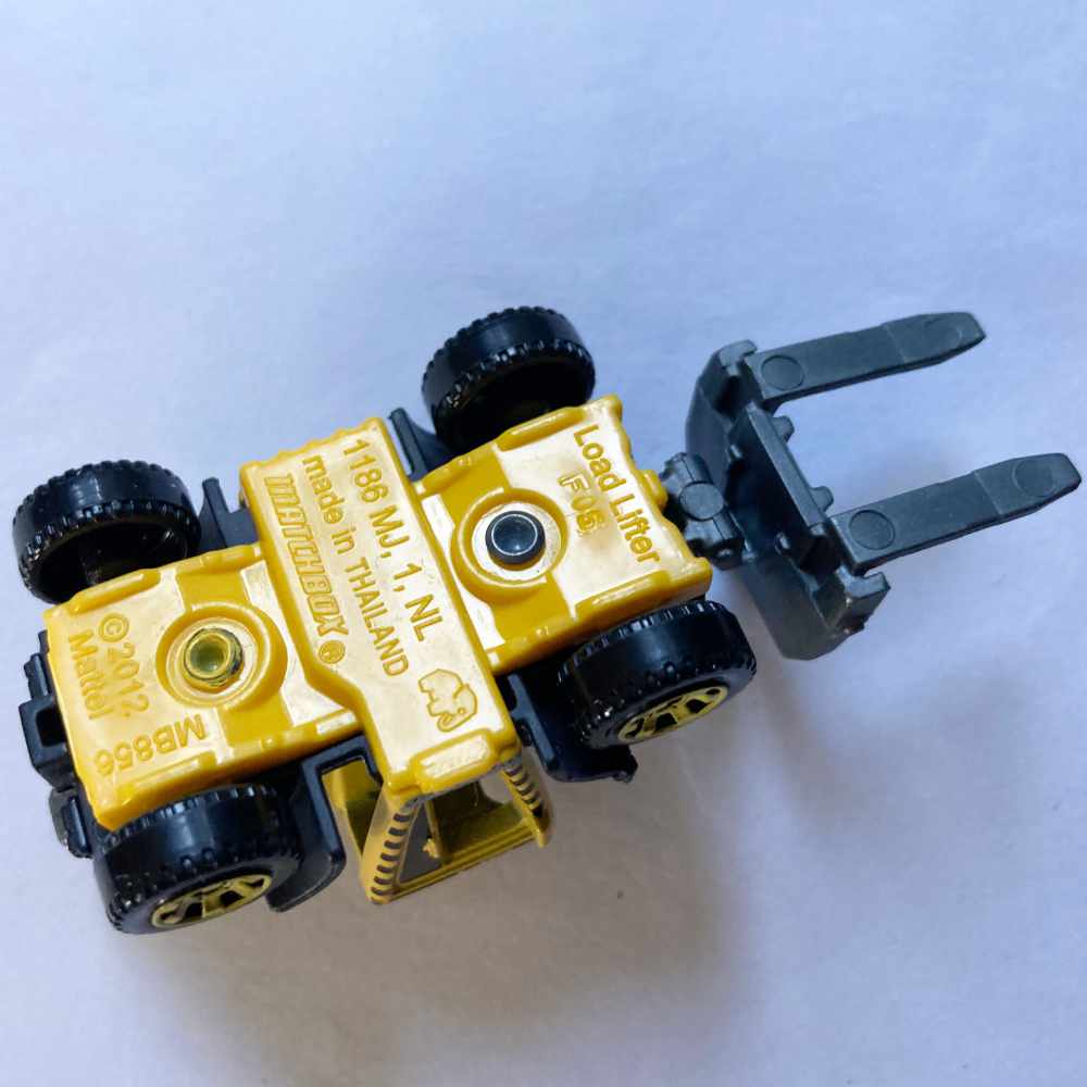 Matchbox | Load Lifter gelb 2013 - ohne Verpackung