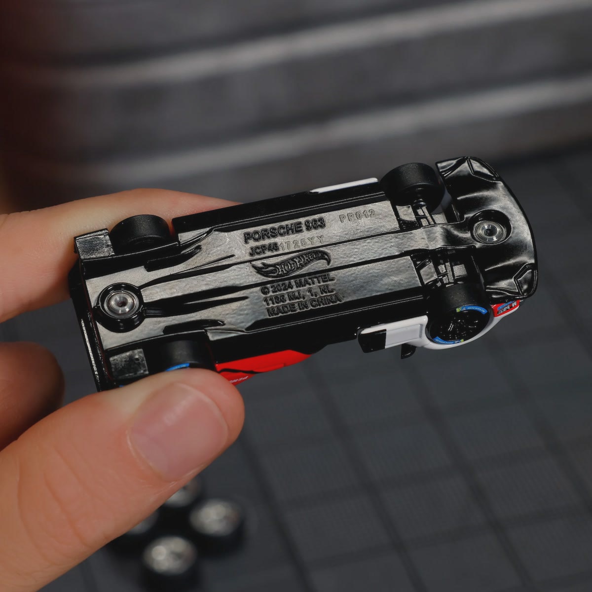 Hot Wheels | Elite 64 Porsche 963 red/black/white
