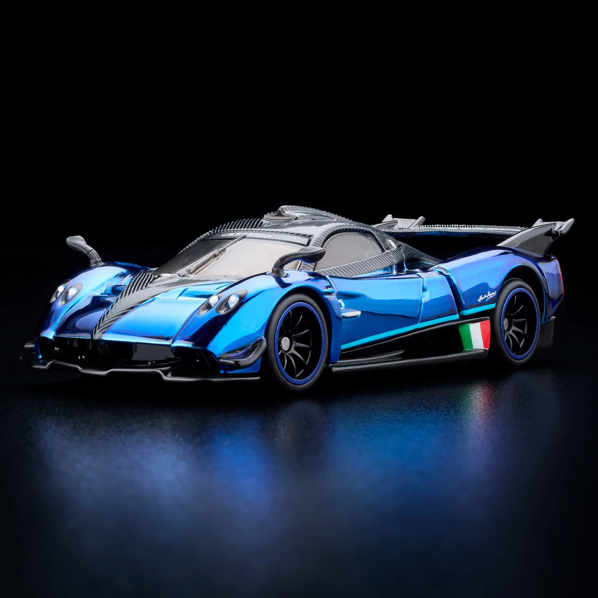Hot Wheels | 2024 Hot Wheels Collectors RLC Exclusive 2021 Pagani Huayra R Spectraflame indigo blue