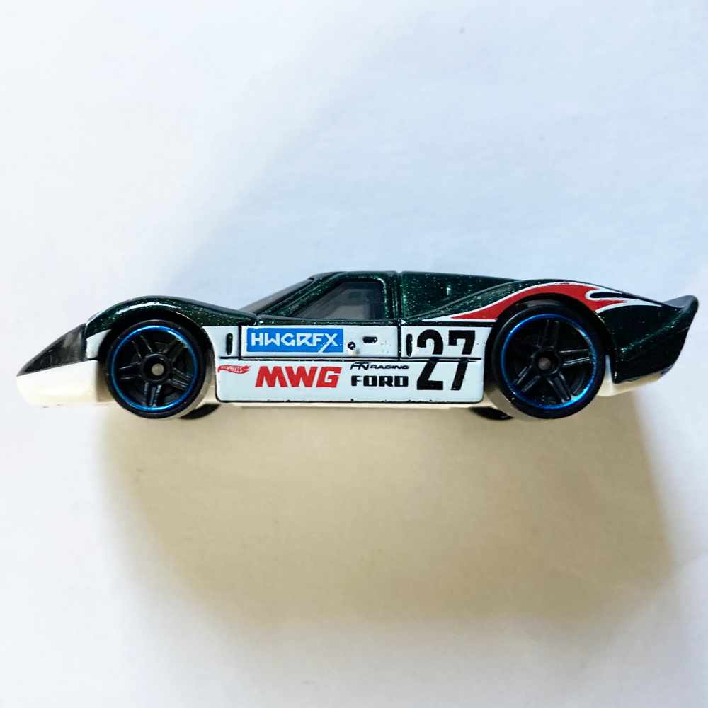 Hot Wheels | Ford GT40 MK IV #27 dunkelgrün/weiß - ohne Verpackung